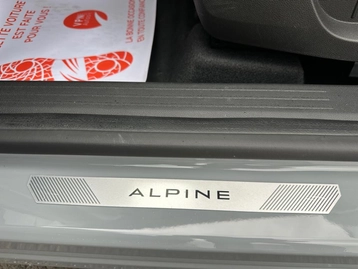 Image véhicule  Renault SYMBIOZ (27)