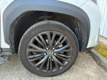 Image véhicule  Toyota YARIS CROSS (32)