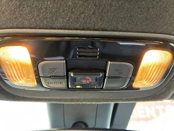 Image véhicule  Toyota YARIS CROSS (26)