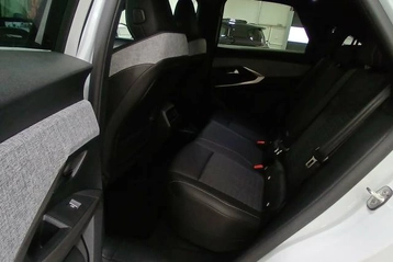 Image véhicule  Peugeot 3008 (19)