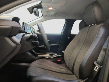 Image véhicule  Peugeot 208 (8)