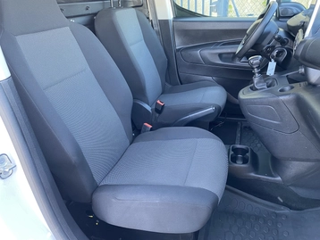 Image véhicule  Peugeot PARTNER (14)