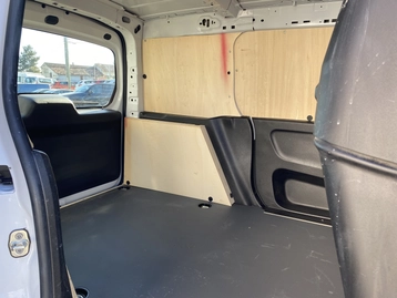 Image véhicule  Peugeot PARTNER (9)