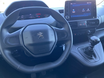 Image véhicule  Peugeot PARTNER (11)