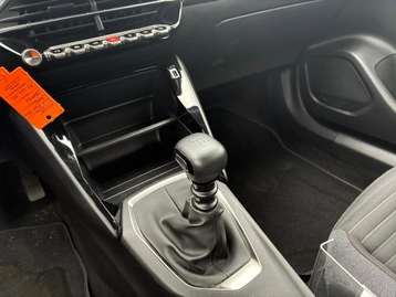 Image véhicule  Peugeot 2008 (34)