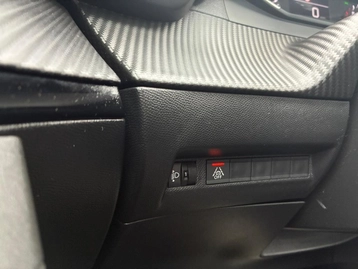 Image véhicule  Peugeot 2008 (19)