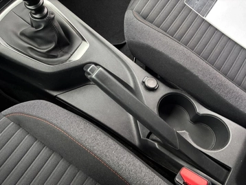 Image véhicule  Peugeot 2008 (35)