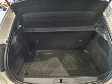 Image véhicule  Peugeot 208 (7)