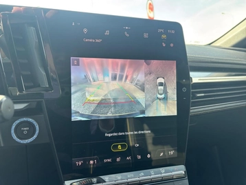 Image véhicule  Renault MEGANE (32)