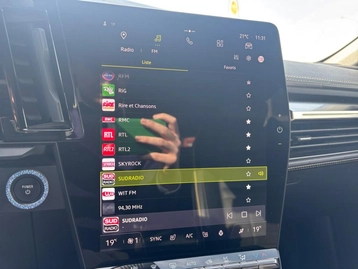 Image véhicule  Renault MEGANE (28)