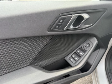 Image véhicule  BMW SÉRIE 1 (14)