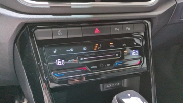 Image véhicule  Volkswagen T-ROC (6)