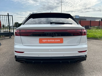 Image véhicule  Audi Q8 (15)