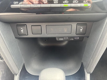 Image véhicule  Toyota YARIS CROSS (29)