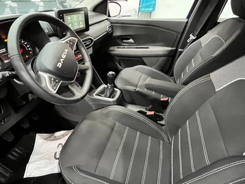 Image véhicule  Dacia SANDERO (7)