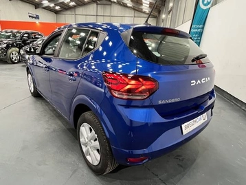 Image véhicule  Dacia SANDERO (2)
