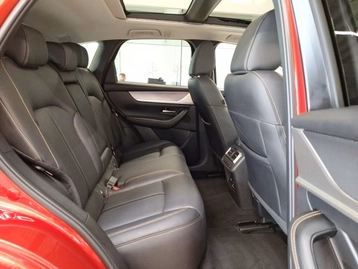 Image véhicule  Mazda CX-60 2023 (4)