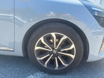 Image véhicule  Renault CLIO (9)