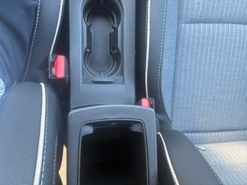 Image véhicule  Renault CLIO (34)