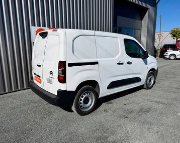 Image véhicule Citroën BERLINGO (5) Image véhicule Citroën BERLINGO (5)