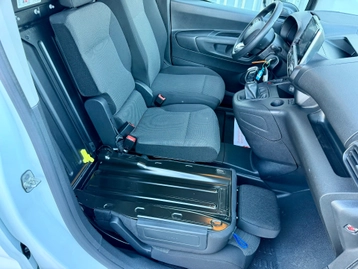 Image véhicule Citroën BERLINGO (11) Image véhicule Citroën BERLINGO (11)