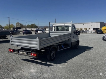 Image véhicule  Iveco DAILY (2)