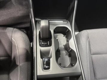 Image véhicule  Volvo XC40 (16)