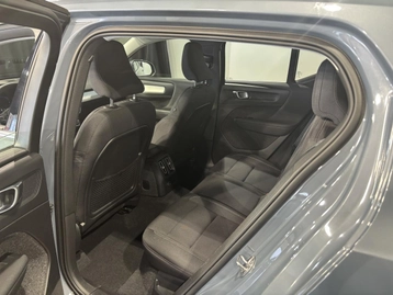 Image véhicule  Volvo XC40 (21)