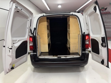 Image véhicule  Citroën BERLINGO (22)