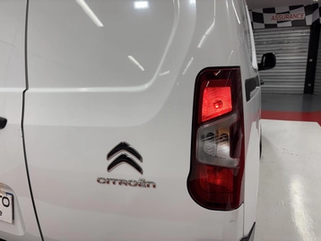 Image véhicule  Citroën BERLINGO (27)