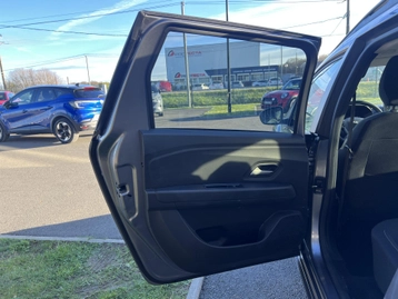 Image véhicule  Dacia JOGGER (13)