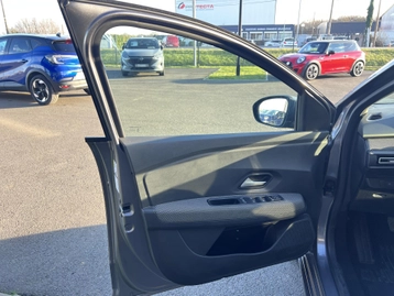 Image véhicule  Dacia JOGGER (20)