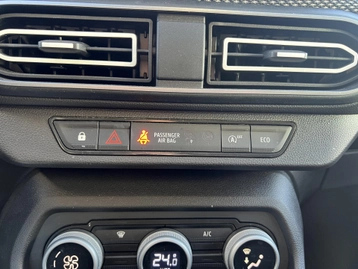 Image véhicule  Dacia JOGGER (40)