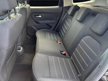 Image véhicule  Dacia DUSTER (11)