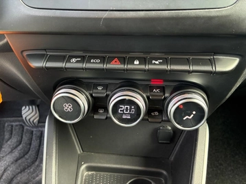 Image véhicule  Dacia DUSTER (23)