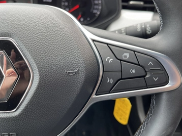Image véhicule  Renault CLIO (11)