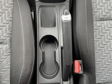 Image véhicule  Renault CLIO (20)