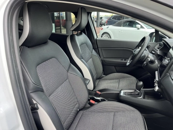 Image véhicule  Renault CAPTUR (33)
