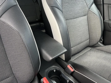 Image véhicule  Renault CAPTUR (34)