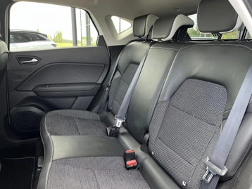 Image véhicule  Renault CAPTUR (42)