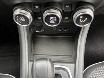 Image véhicule  Renault CAPTUR (26)