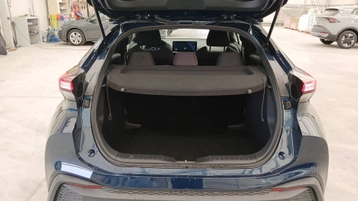 Image véhicule  Toyota C-HR (12)