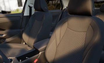 Image véhicule  Volkswagen T-ROC (16)