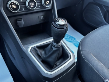 Image véhicule  Dacia Sandero Stepway (3) (25)