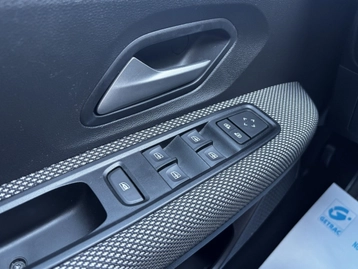 Image véhicule  Dacia Sandero Stepway (3) (30)