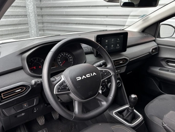 Image véhicule  Dacia Sandero Stepway (3) (2)