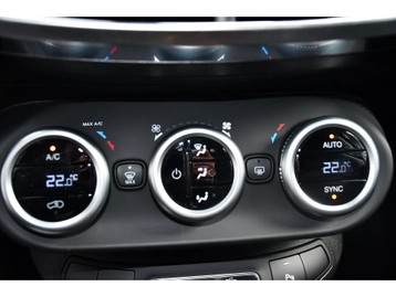 Image véhicule  Fiat 500X (38)