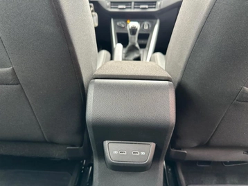 Image véhicule  Volkswagen POLO (17)