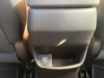 Image véhicule  Hyundai KONA (25)