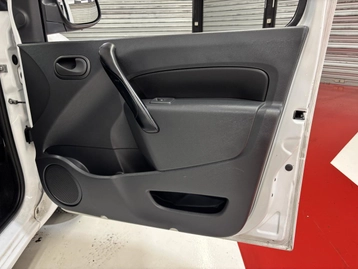 Image véhicule  Renault KANGOO EXPRESS (14)